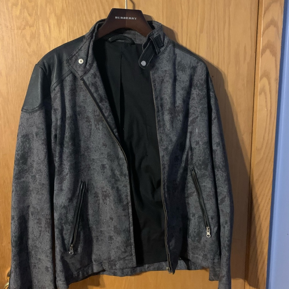 Denim/leather jacket (Broken zipper)